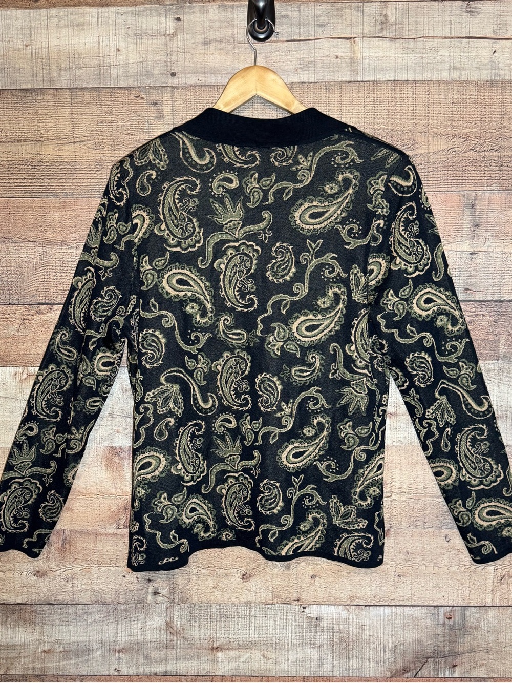 Vintage Exclusively Misook Black Tan Green Paisley Full Zip Cardigan size Medium - Picture 2 of 7